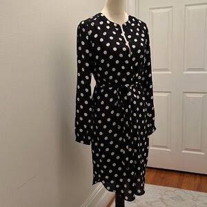 Banana republic shirt dress with tye at waste.